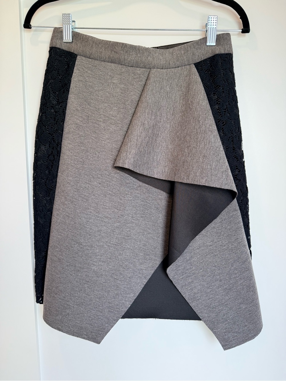 RACHEL Rachel Roy Gray Skirt with Black Lace Panels